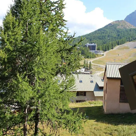 Apartment Duplex A Vars Les Claux, 6 Couchages, Proche Pistes Et Commerces - Fr-1-330b-108